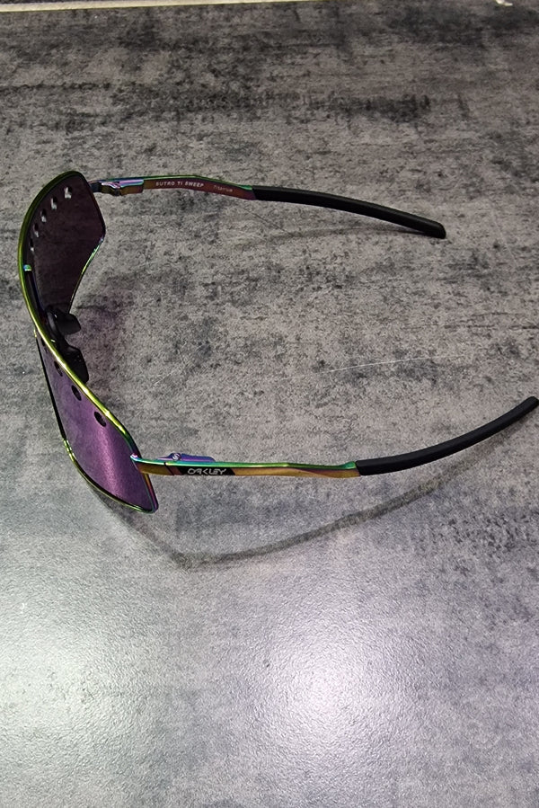 LUNETTE OAKLEY SUTRO TI SWEEP OLI SLK W/ PRIZM RDJD 0OO6025