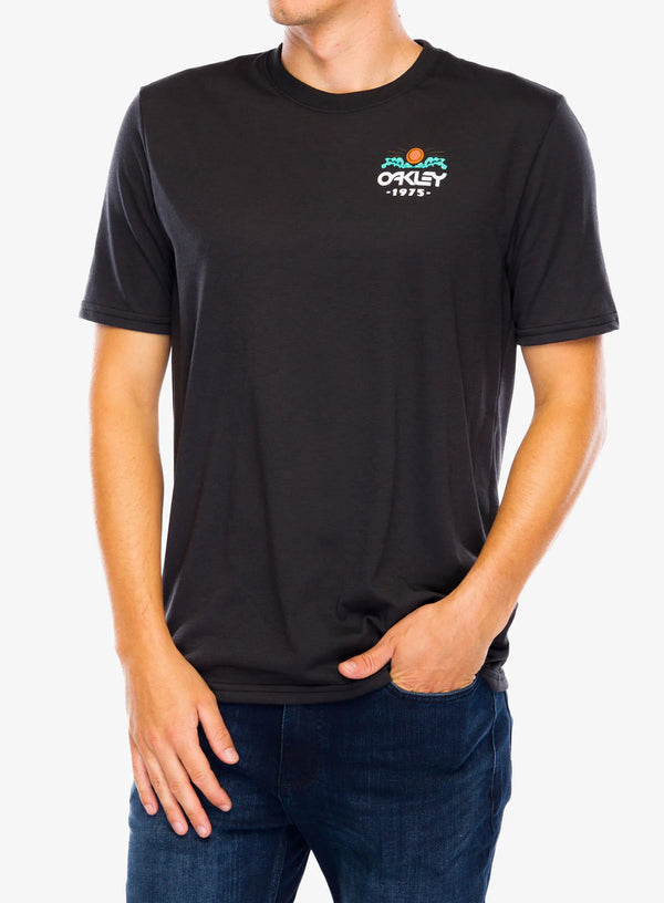 TEE-SHIRT OAKLEY SUNNY ROGUE B1B TEE BLACKOUT