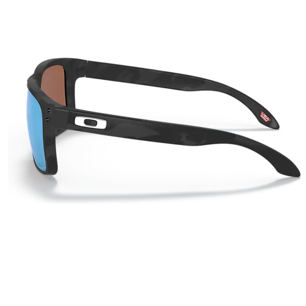 Lunette Oakley Holbrook Matte Black Camo Prizm Deep Water Polarisée
