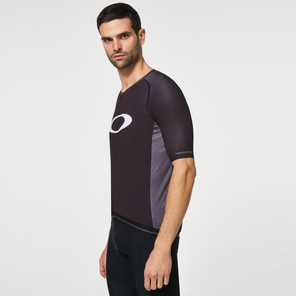 DESTOCKAGE MAILLOT VELO CYCLISTE OAKLEY ICON JERSEY 2.0 BLACKOUT F0A400596