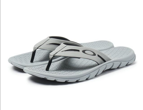 Savates Oakley Operative Sandal 2.0 Gris 13477-22y